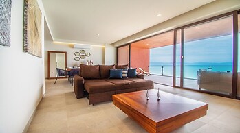 Casa del Mar by Kivoya