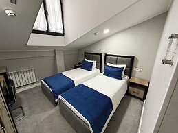 Merci Hotel