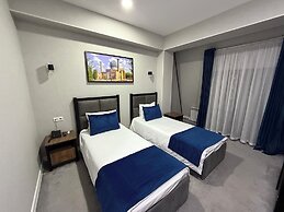 Merci Hotel