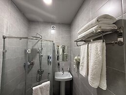 Merci Hotel