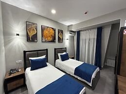 Merci Hotel