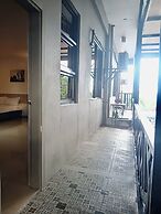 Soi Suites