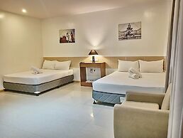 Soi Suites