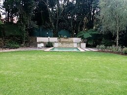 NO66 Sandton Lodge