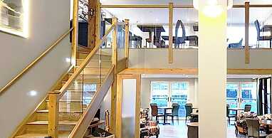 Pinnacle Suites