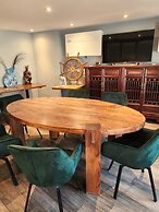Pinnacle Suites