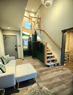 Pinnacle Suites