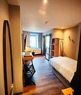 Pinnacle Suites