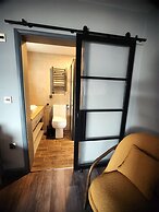 Pinnacle Suites
