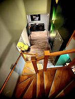 Pinnacle Suites