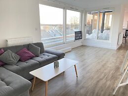 Diamond Penthouse in Cambridge