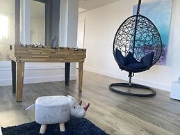 Diamond Penthouse in Cambridge