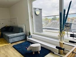 Diamond Penthouse in Cambridge