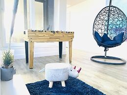 Diamond Penthouse in Cambridge
