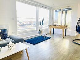 Diamond Penthouse in Cambridge