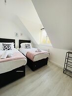Quartz Apartment in Cambridge