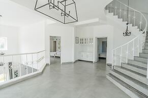 Truliv Villa Cabana
