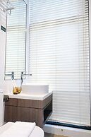 AMRISE HOTEL KITCHENER