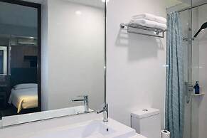 AMRISE HOTEL KITCHENER