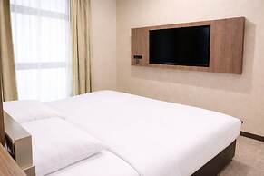 AMRISE HOTEL KITCHENER