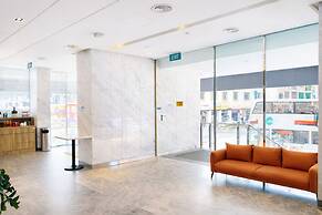 AMRISE HOTEL KITCHENER