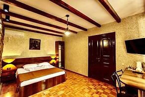 Hotel History