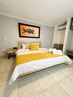 HOTEL PLAZUELA REAL