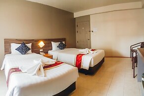 Eastiny Inn Hotel