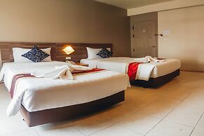 Eastiny Inn Hotel