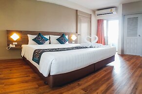 Eastiny Inn Hotel