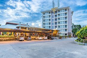 Eastiny Resort & Spa