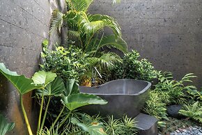 Villa Nusantara 5 by Alfred in Bali