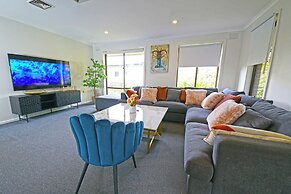 Maroondah 3BR Brick House