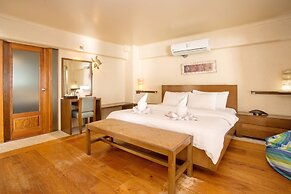 Mayumi Beach Villa