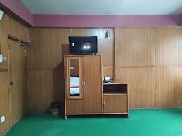 Hotel Tawang Holiday