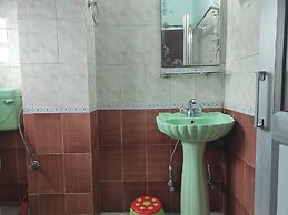 Hotel Tawang Holiday