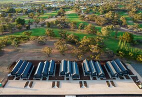 Par Five Shacks