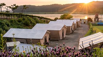 Taean Bibi Artglamping
