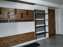 Mountain Chalet Lbh027