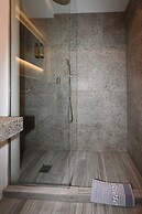 Urban Core Residence