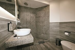Urban Core Residence
