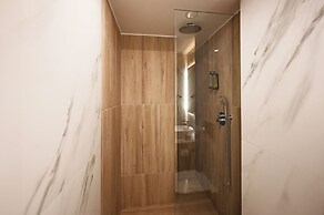 Urban Core Residence