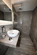 Urban Core Residence