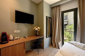Urban Core Residence