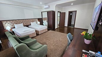 GRAND TURON HOTEL