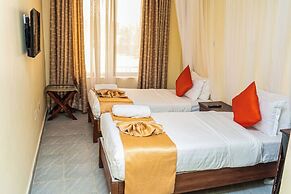 Grand Forty Hotel