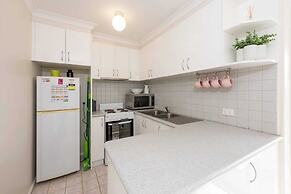 Bright & Comfortable 1BR Unit in Trendy Brunswick!