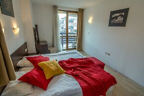 Banderitsa Apartments