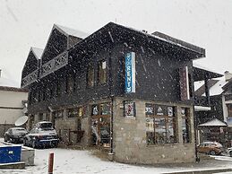 Granat Apartments