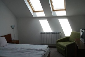 Granat Apartments